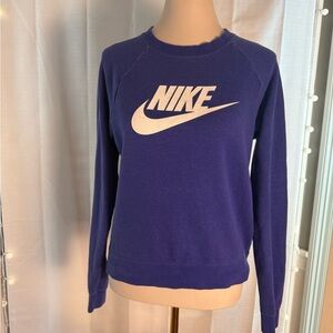 Nike Women’s Crewneck Sweatshirt Small Purple White Logo